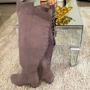 Over the knee boot! Wide legs 🥳🥳🥳